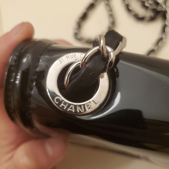 CHANEL PATENT LEATHER PURSE BAG SILVER BLACK 2013 - Picture 3 of 12